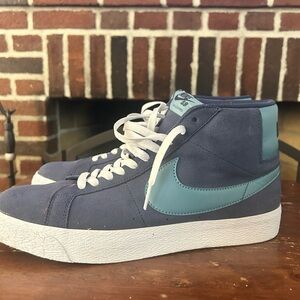 Nike SB Zoom Blazer Mid in Midnight Navy / Noise Aqua M 11.5/ W 13